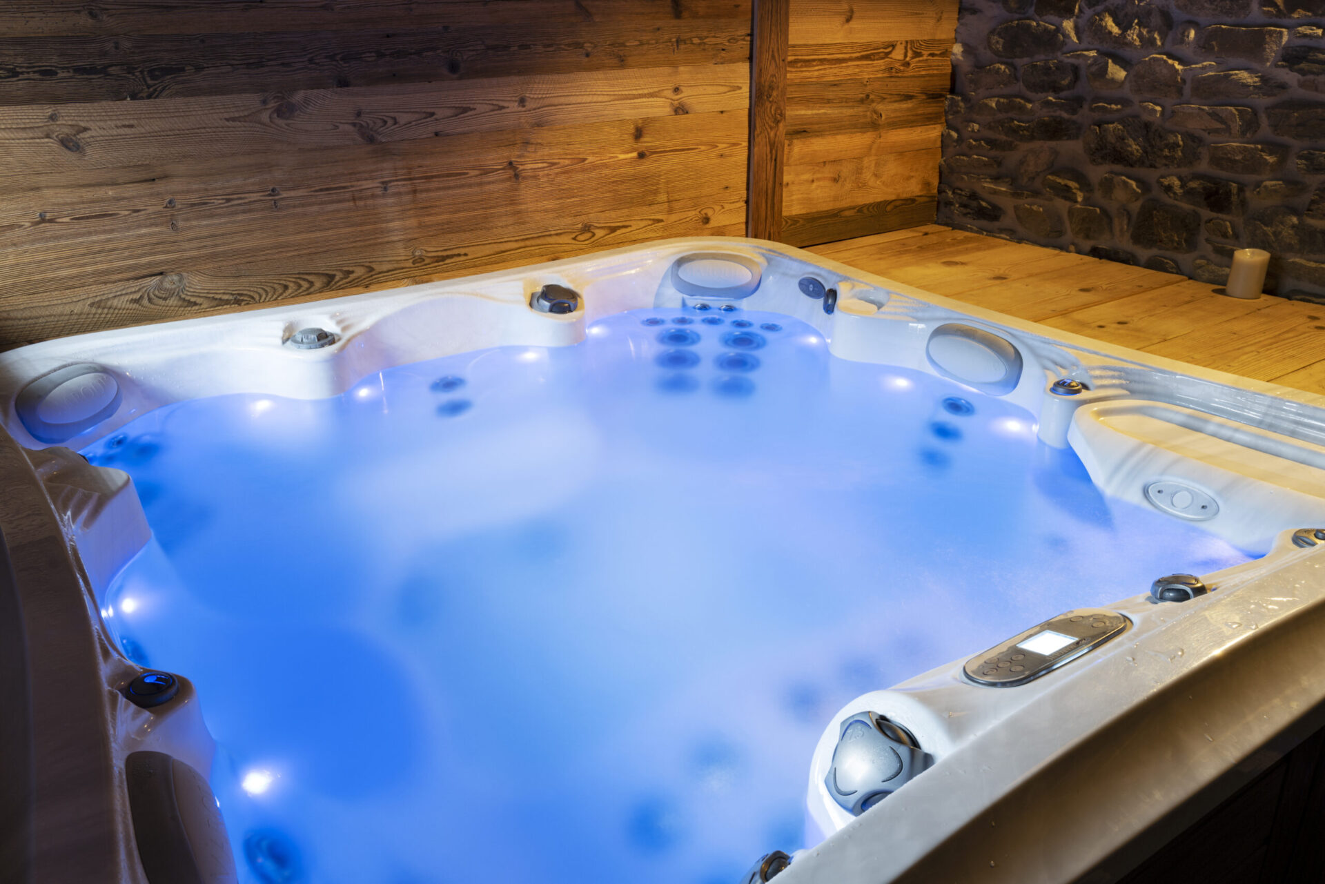 Hot Tubs Are For All Seasons, Not Just Summer blog image