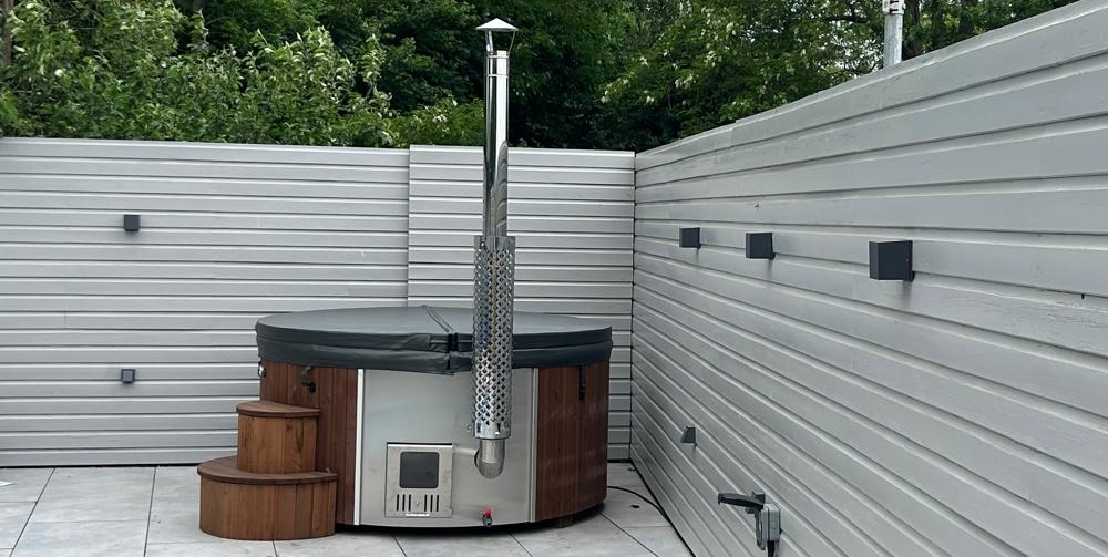 arbour hot tub outside