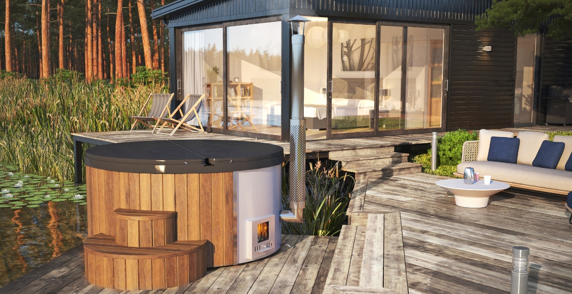 wooden hot tub outside holiday let