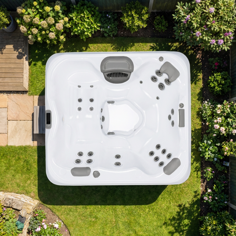 The Bullfrog X6L 7 Person Hot Tub