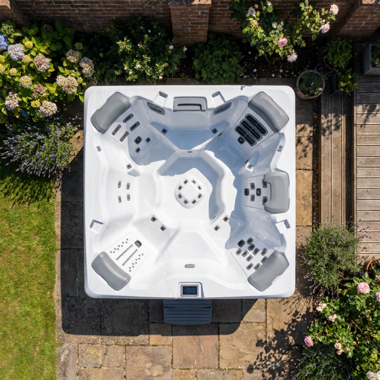 The Bullfrog A7 8 Person Hot Tub