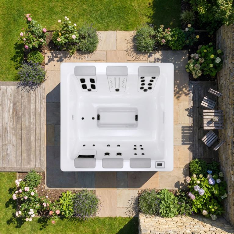 The Bullfrog STIL7 6 Person Hot Tub