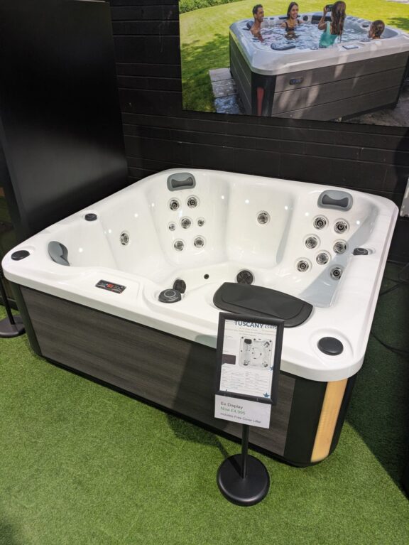 The New Tuscany 6 Person Plug & Play Hot Tub Ex-display Sale -one only!!!